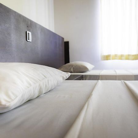 Hotel Sunshine Kolombo Dış mekan fotoğraf
