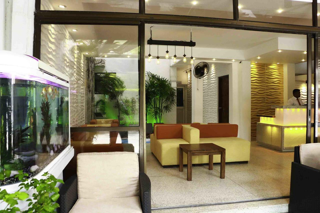 Hotel Sunshine Kolombo Dış mekan fotoğraf