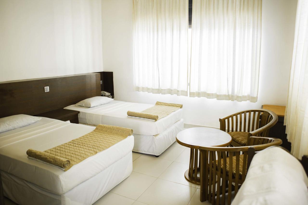 Hotel Sunshine Kolombo Dış mekan fotoğraf